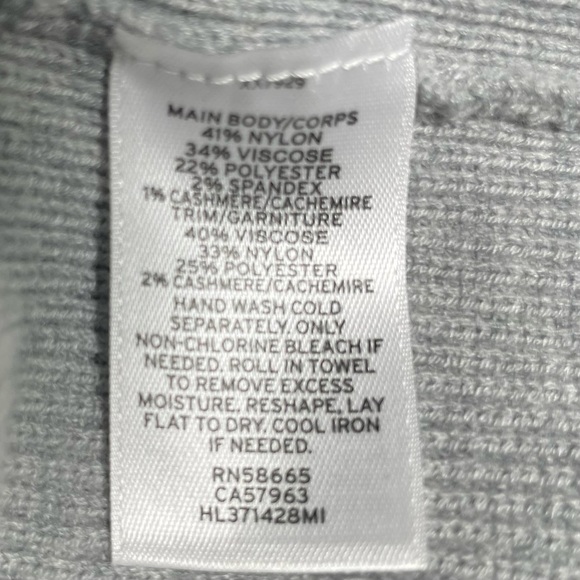 Nordstrom Trouvé Gray V-Neck Lattice Back Cashmere Blend Sweater Women’s Size M - Picture 4 of 9